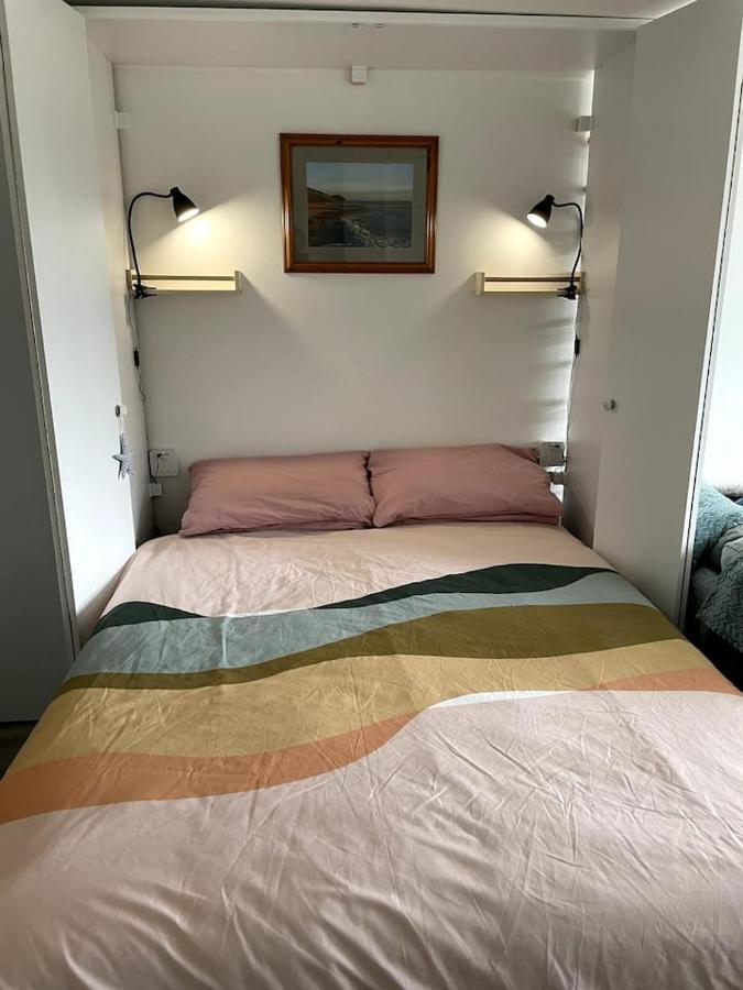 Self-Catering Studio In Beautiful Charmouth Exteriör bild